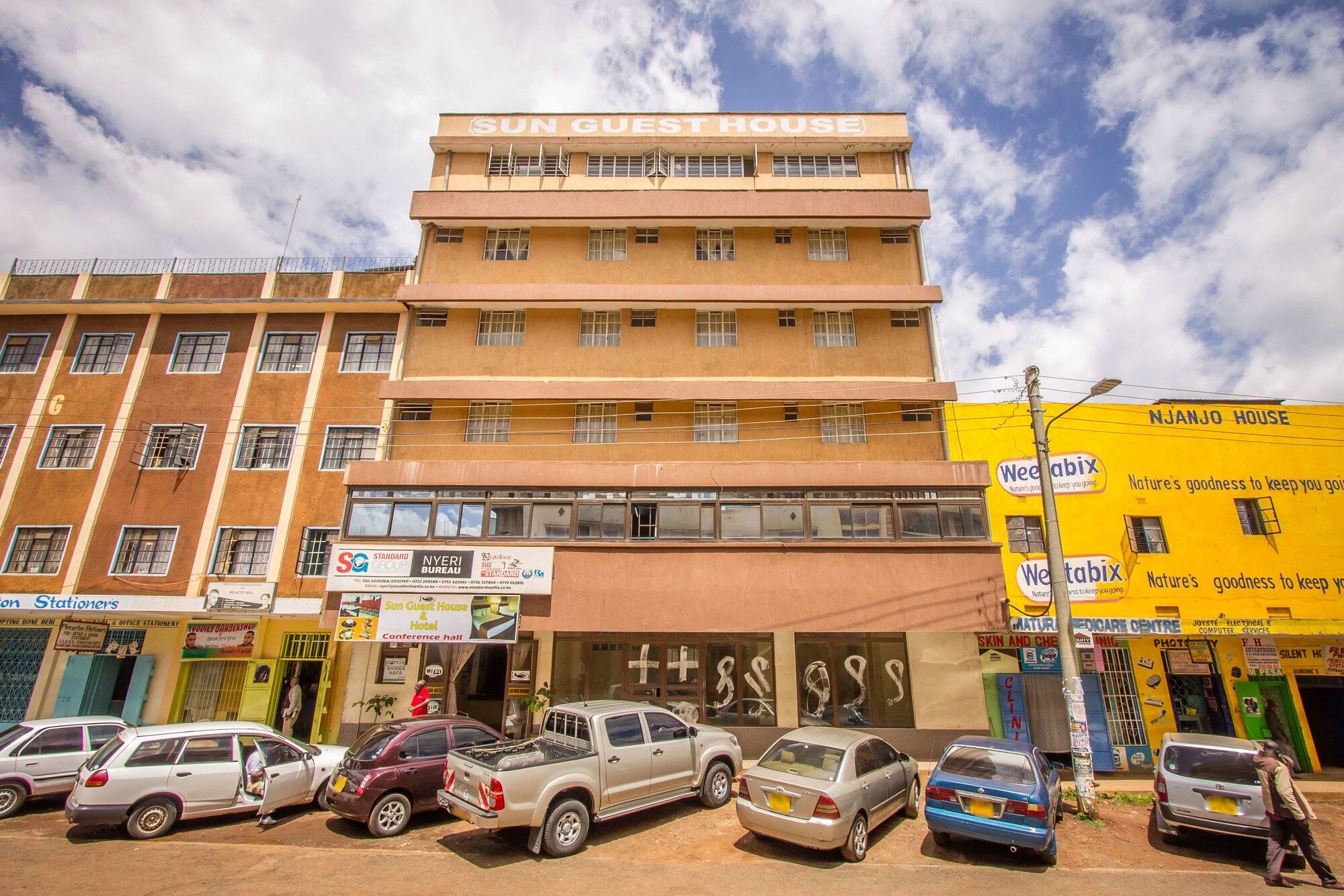 Sun Guest House 尼耶利 外观 照片